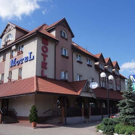 Motel Zacisze Łomża Exteriör bild
