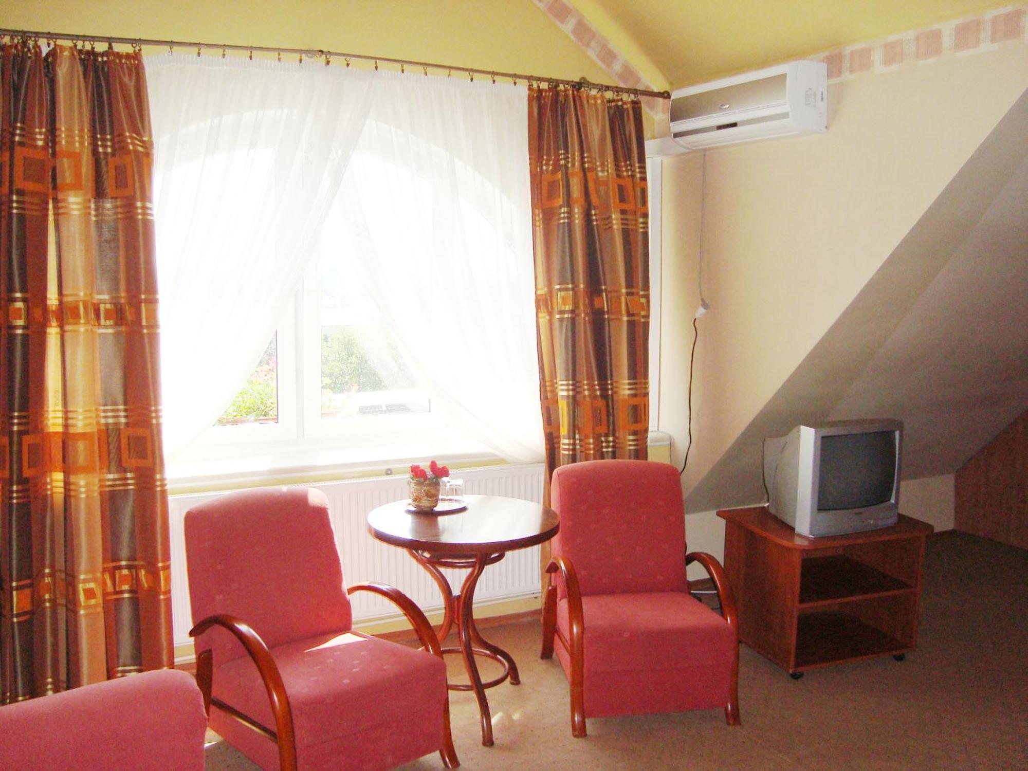 Motel Zacisze Łomża Exteriör bild
