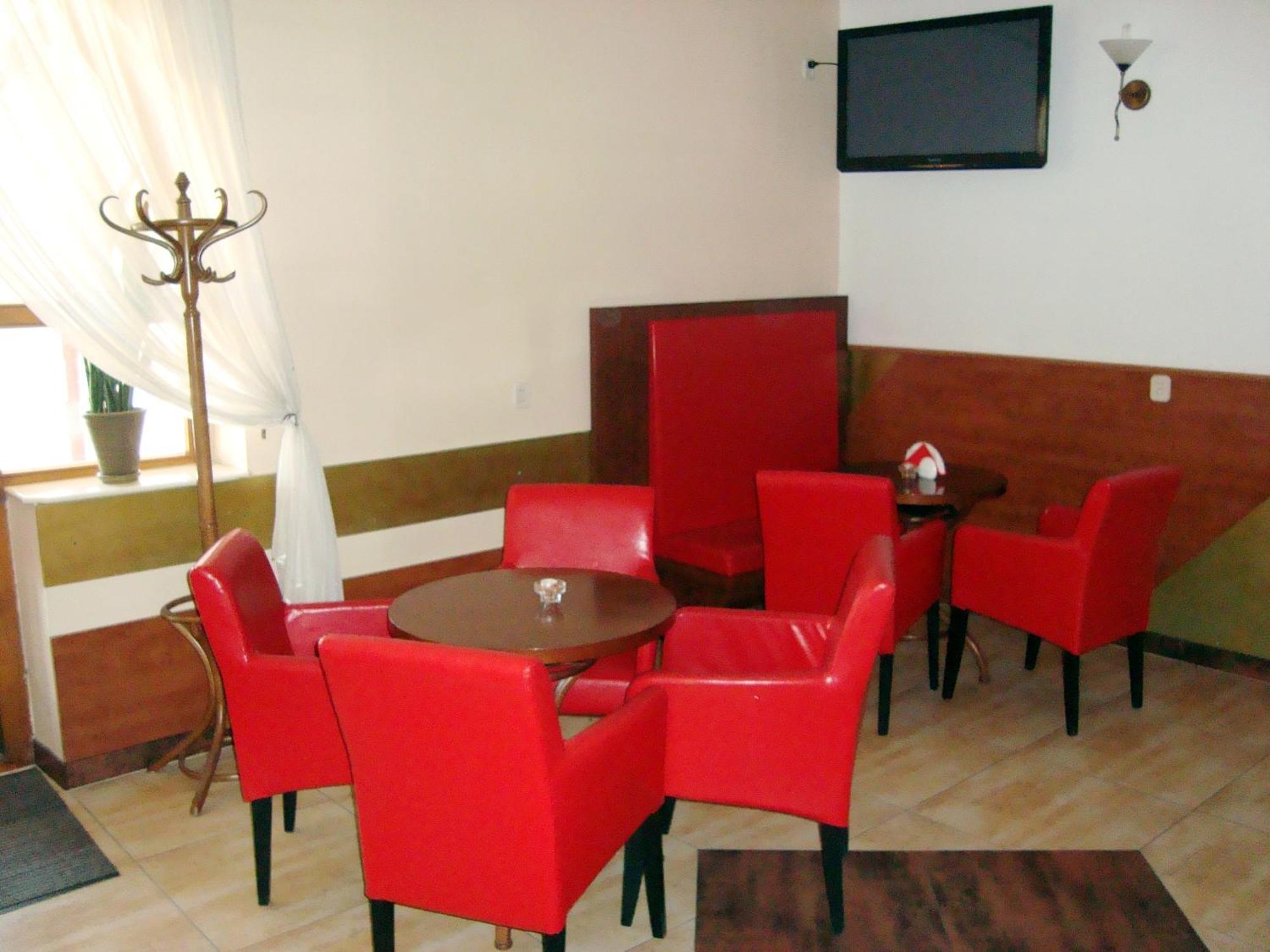 Motel Zacisze Łomża Exteriör bild