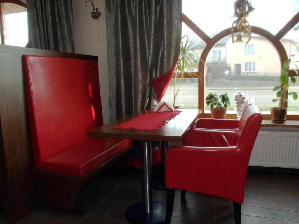 Motel Zacisze Łomża Exteriör bild